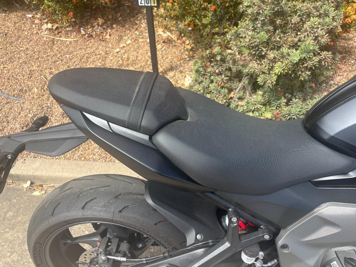 2025 TRIUMPH DAYTONA 660 (LAMS) ROAD