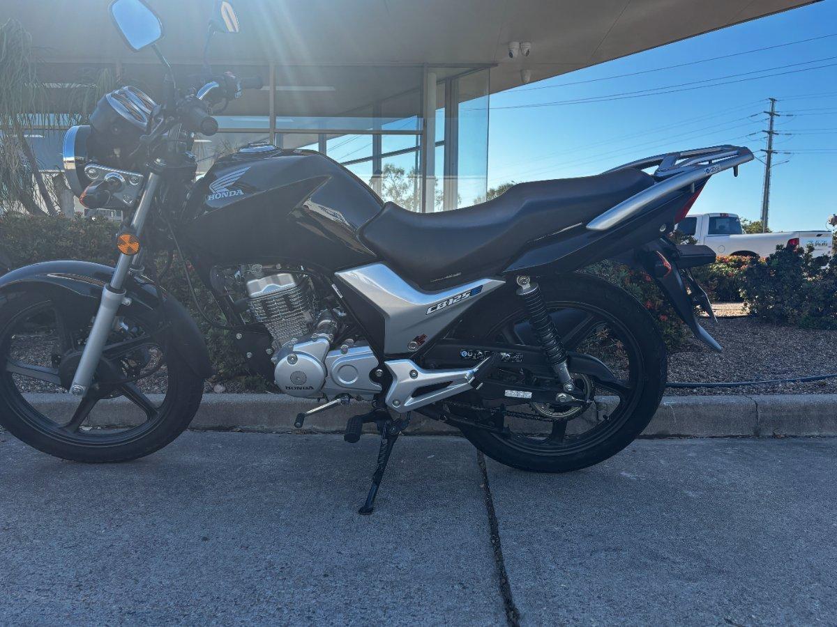 2019 HONDA CB125E ROAD
