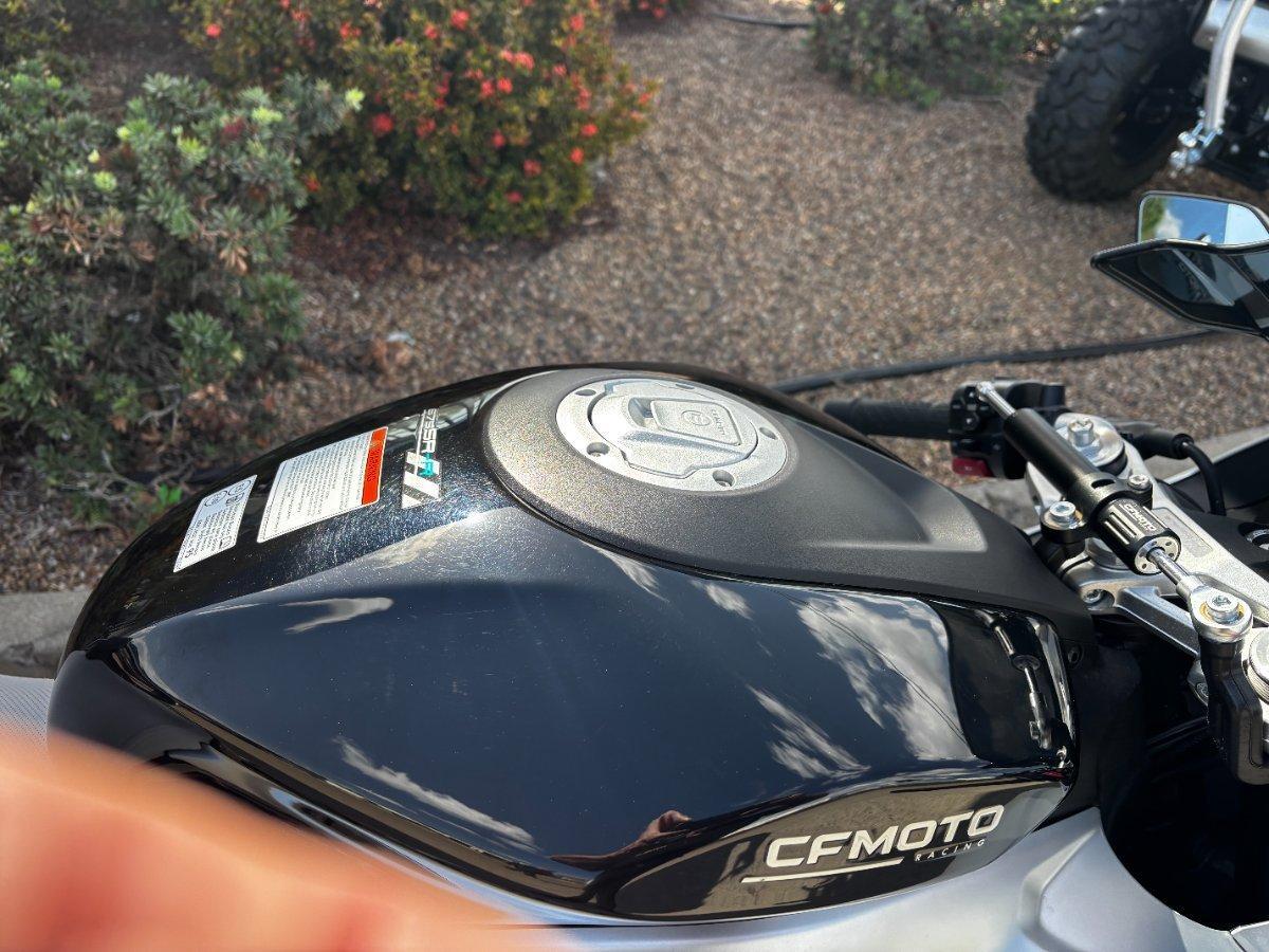 2025 CFMOTO 675 SR-R SPORTS