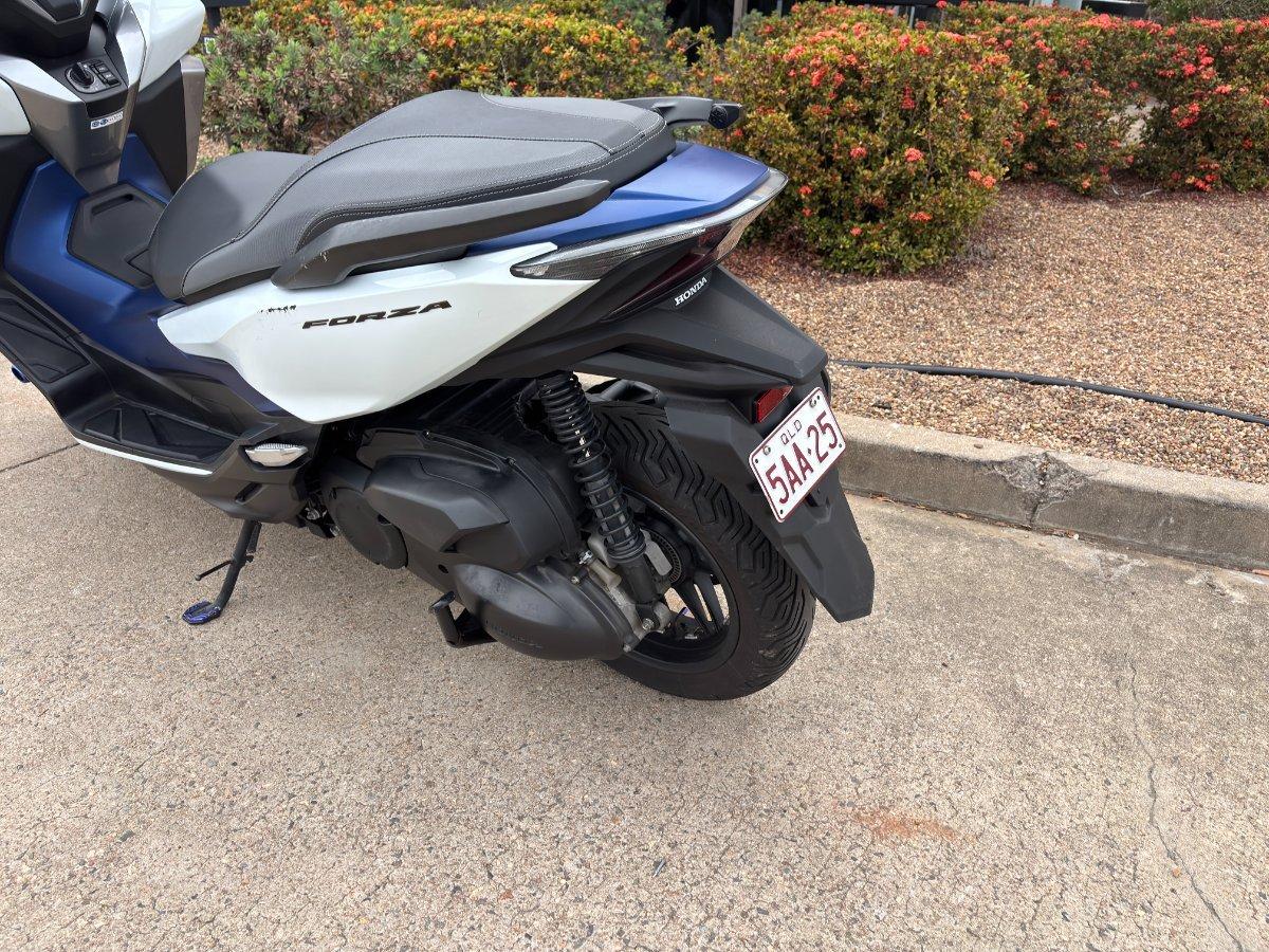 2019 HONDA NSS300 FORZA SCOOTER
