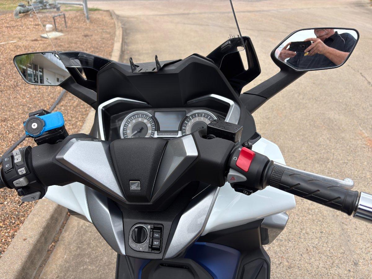 2019 HONDA NSS300 FORZA SCOOTER