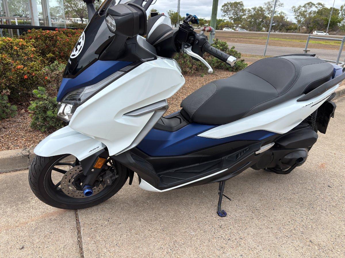 2019 HONDA NSS300 FORZA SCOOTER