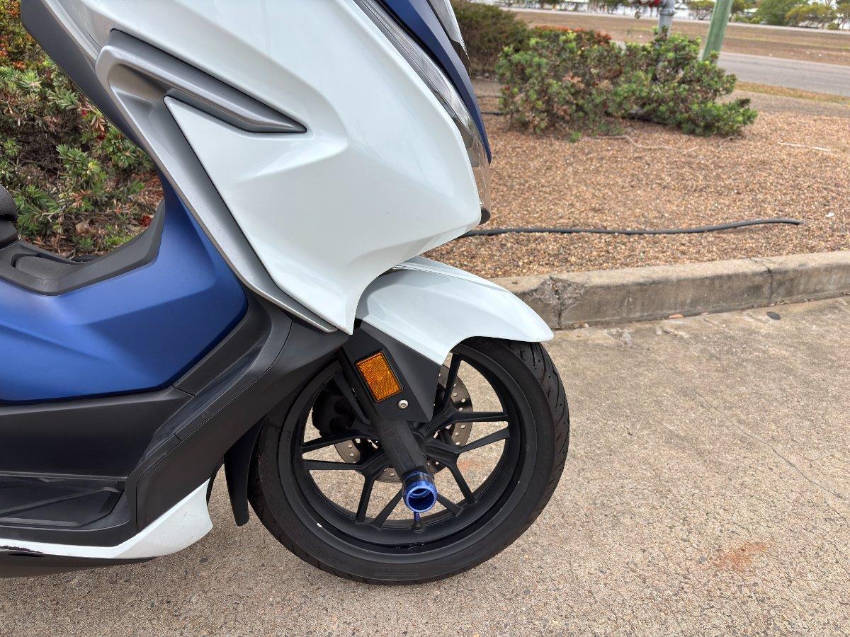 2019 HONDA NSS300 FORZA SCOOTER