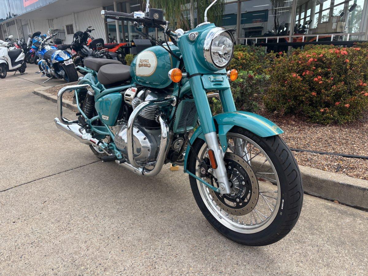 2025 ROYAL ENFIELD CLASSIC 650 ROAD