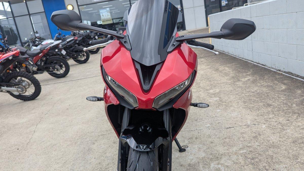 2025 TRIUMPH DAYTONA 660 ROAD