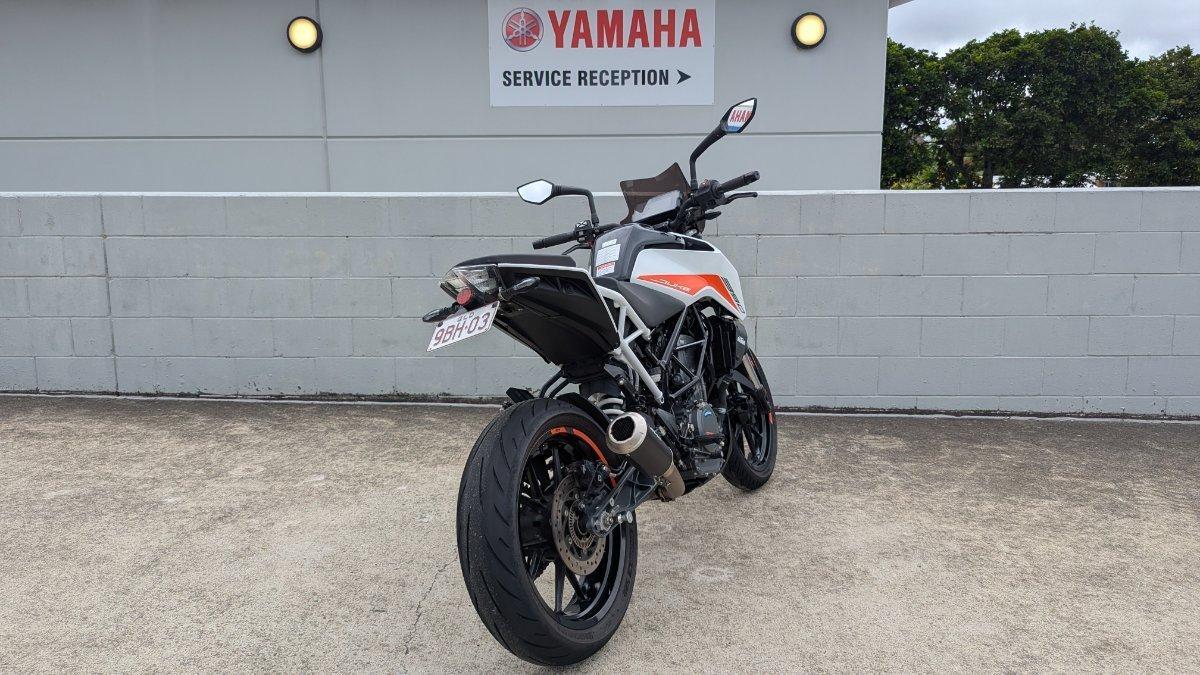 2021 KTM 390 DUKE ROAD