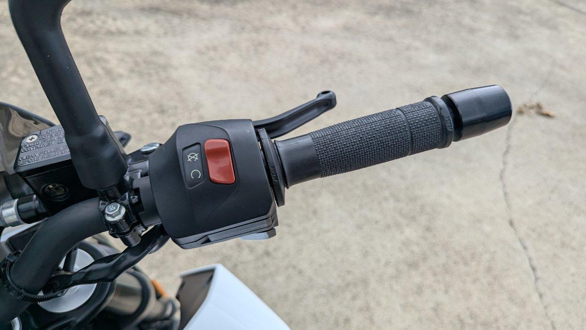 2021 KTM 390 DUKE ROAD