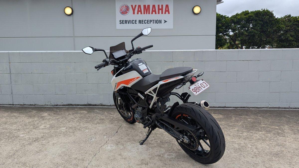 2021 KTM 390 DUKE ROAD