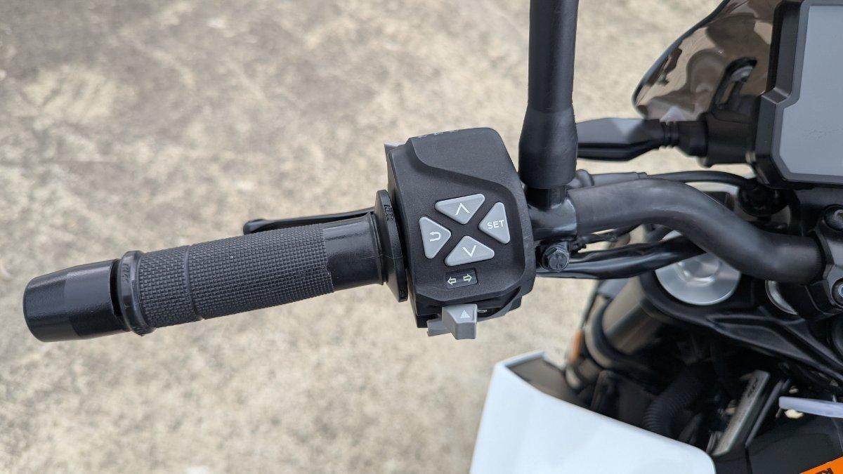 2021 KTM 390 DUKE ROAD