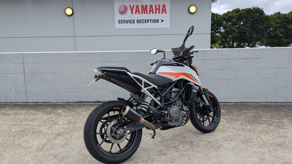 2021 KTM 390 DUKE ROAD