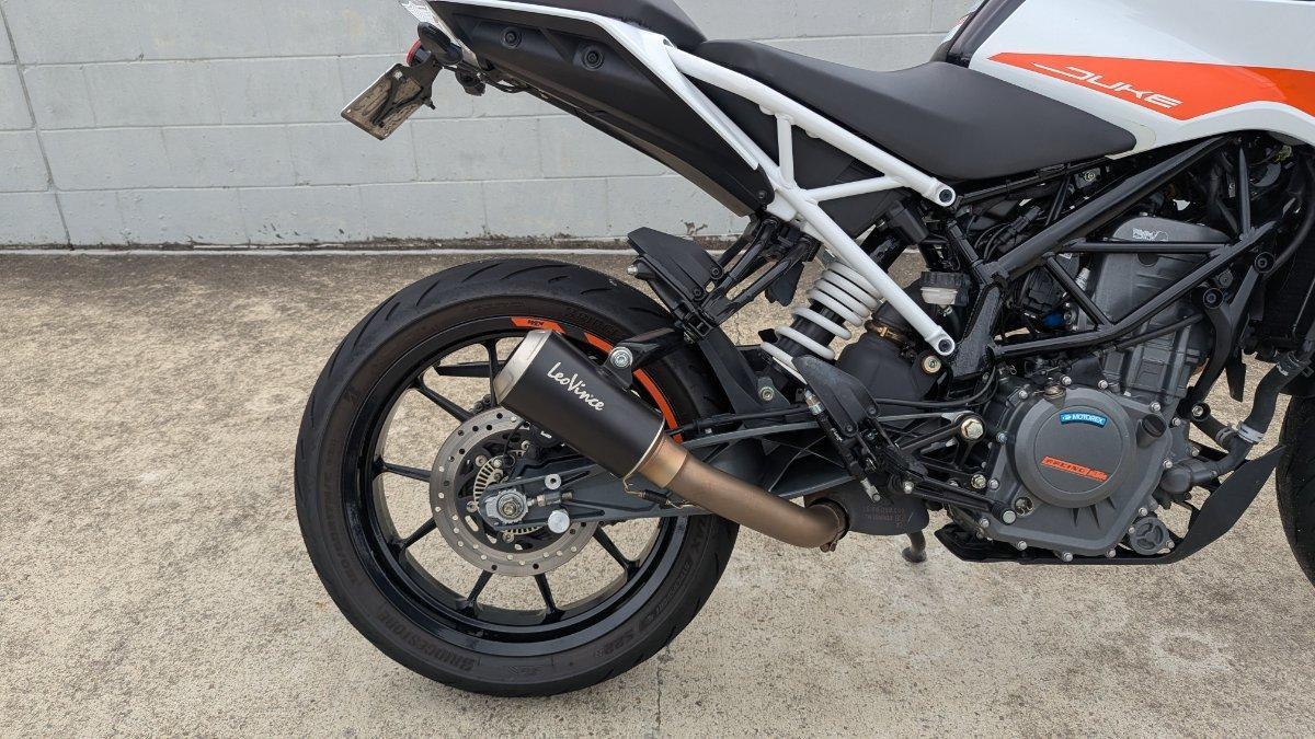 2021 KTM 390 DUKE ROAD
