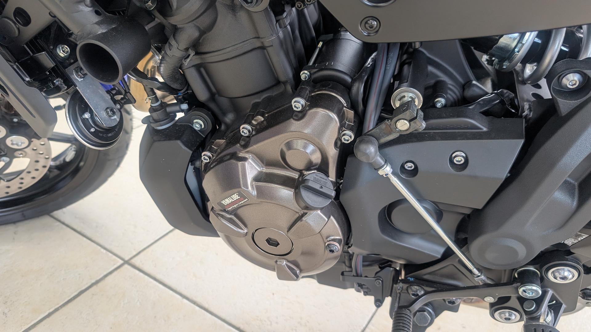 2025 YAMAHA XSR700 ROAD