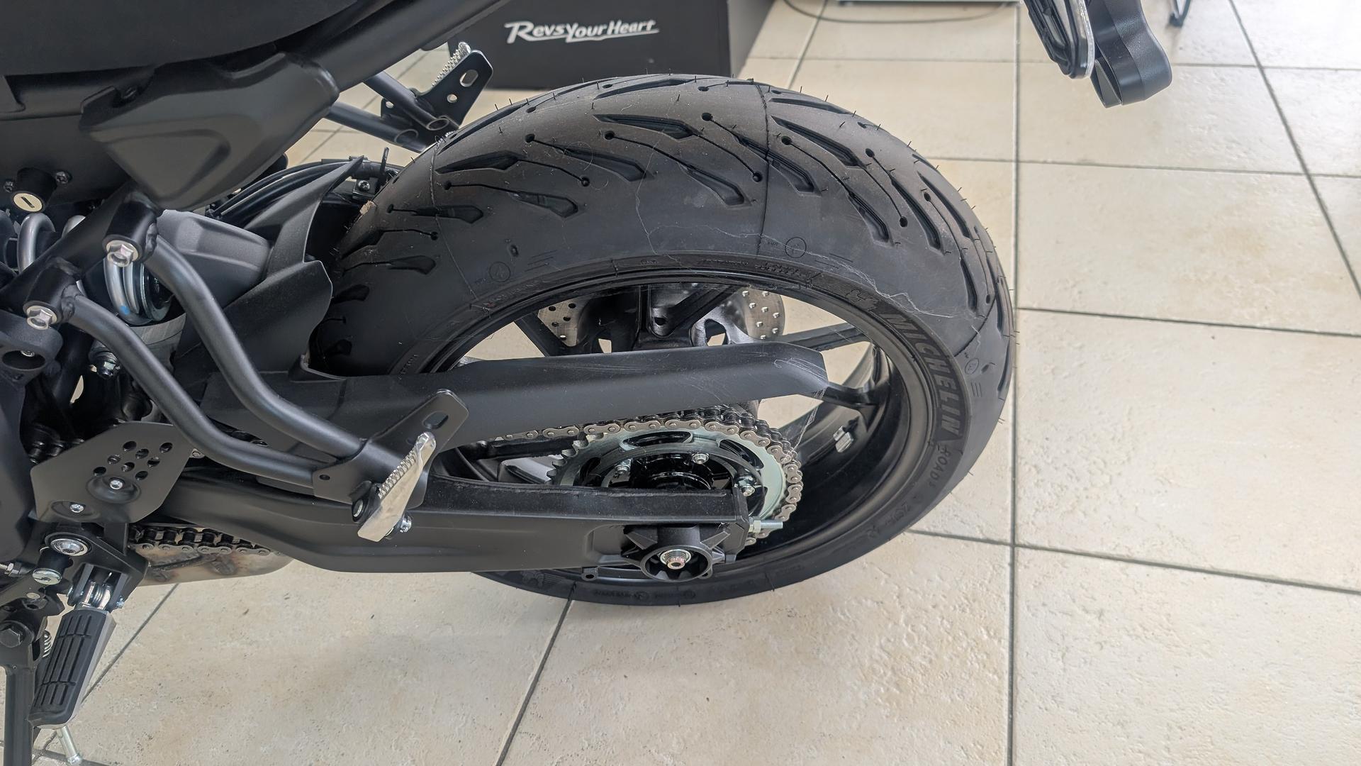 2025 YAMAHA XSR700 ROAD