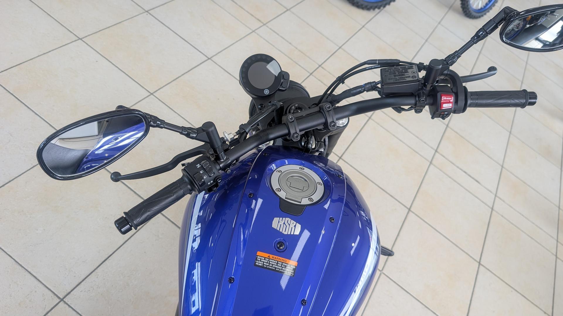 2025 YAMAHA XSR700 ROAD
