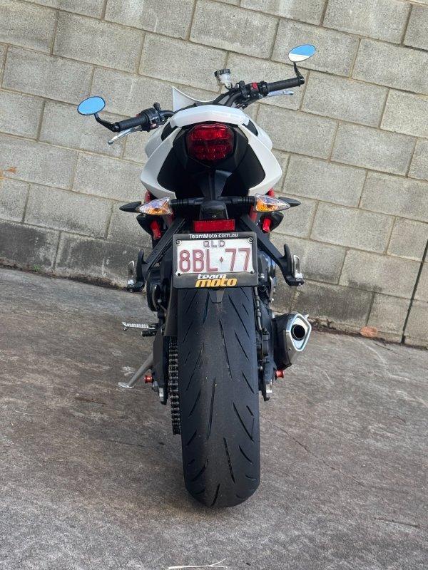 2017 TRIUMPH STREET TRIPLE R ROAD