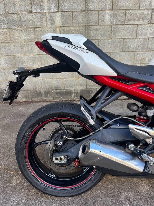 2017 TRIUMPH STREET TRIPLE R ROAD