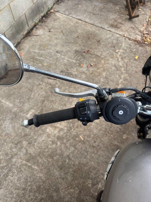 2021 ROYAL ENFIELD INTERCEPTOR 650 CUSTOM ROAD