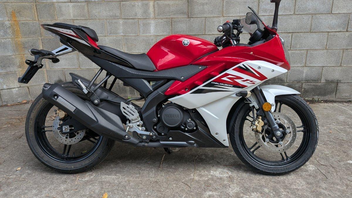 2016 YAMAHA YZF-R15 SPORTS