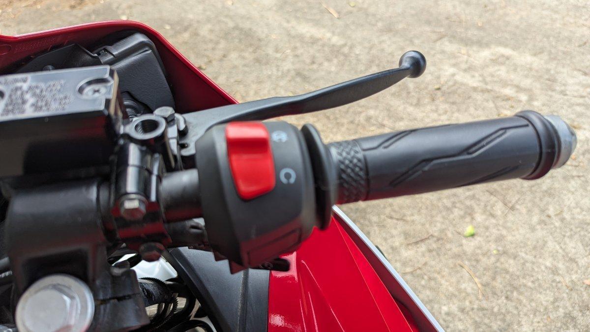 2016 YAMAHA YZF-R15 SPORTS