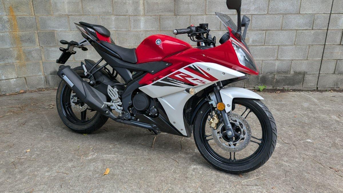 2016 YAMAHA YZF-R15 SPORTS