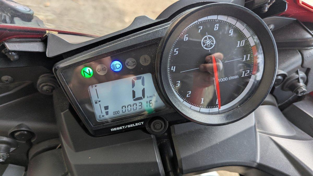 2016 YAMAHA YZF-R15 SPORTS