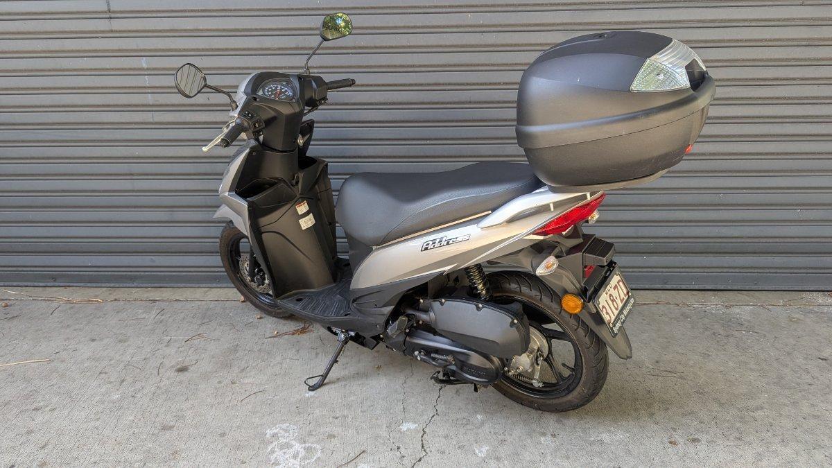 2015 SUZUKI ADDRESS (UK110) SCOOTER