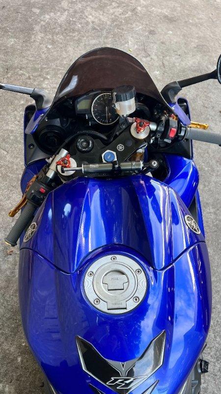 2005 YAMAHA YZF-R1 SPORTS