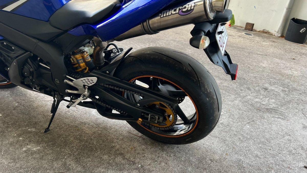 2005 YAMAHA YZF-R1 SPORTS
