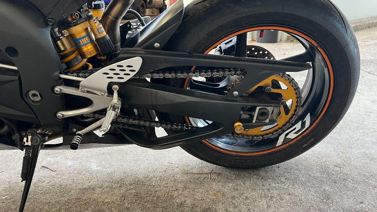 2005 YAMAHA YZF-R1 SPORTS