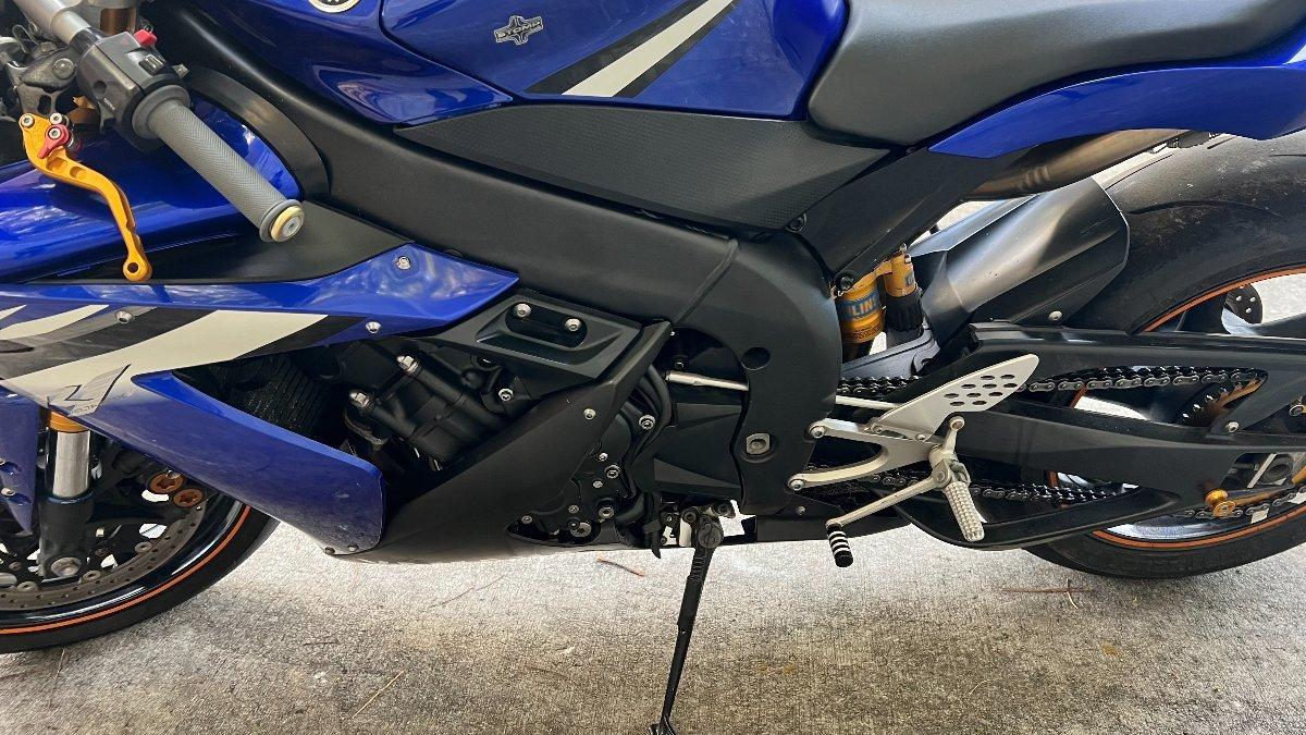 2005 YAMAHA YZF-R1 SPORTS