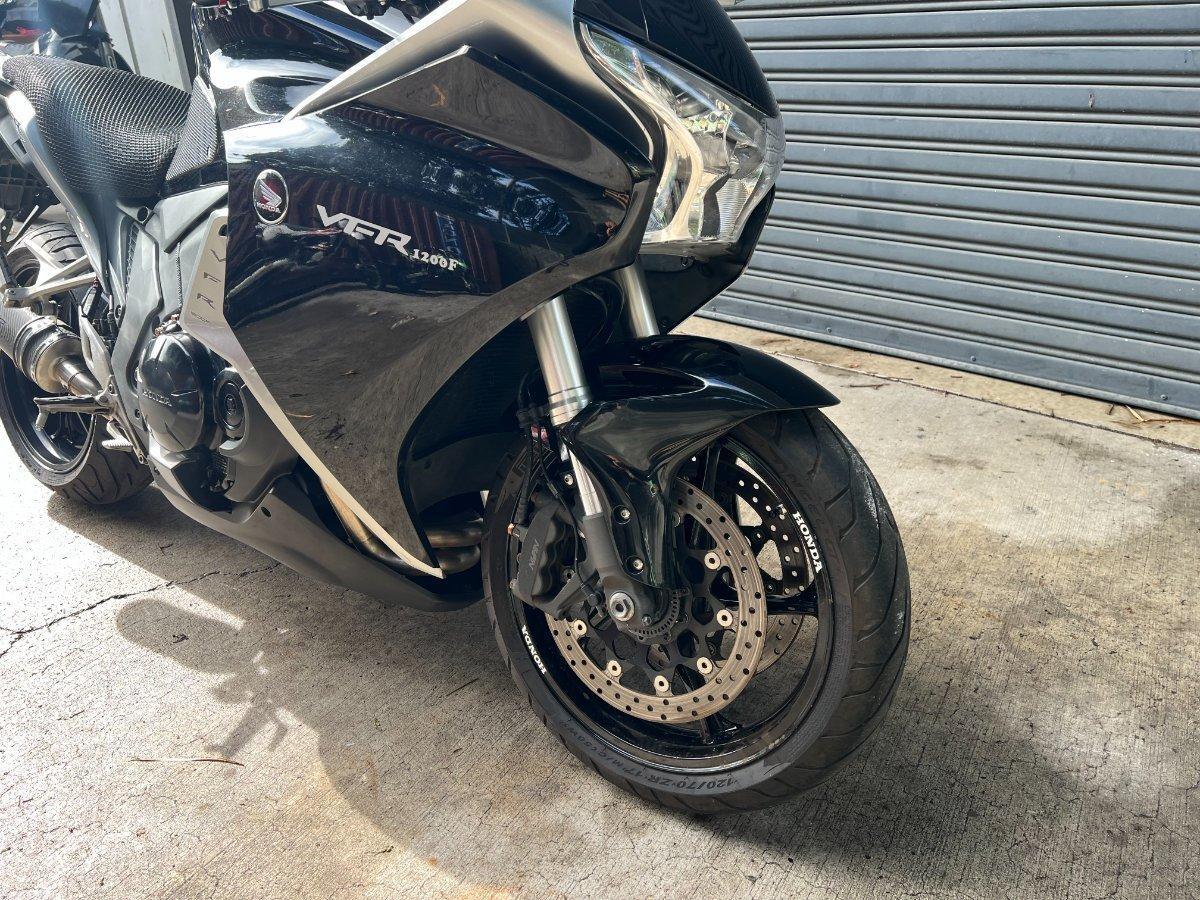 2011 HONDA VFR1200F ROAD
