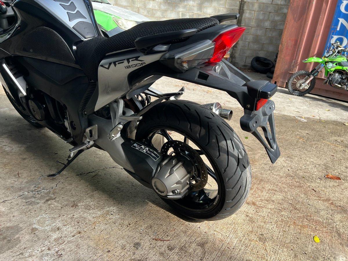 2011 HONDA VFR1200F ROAD