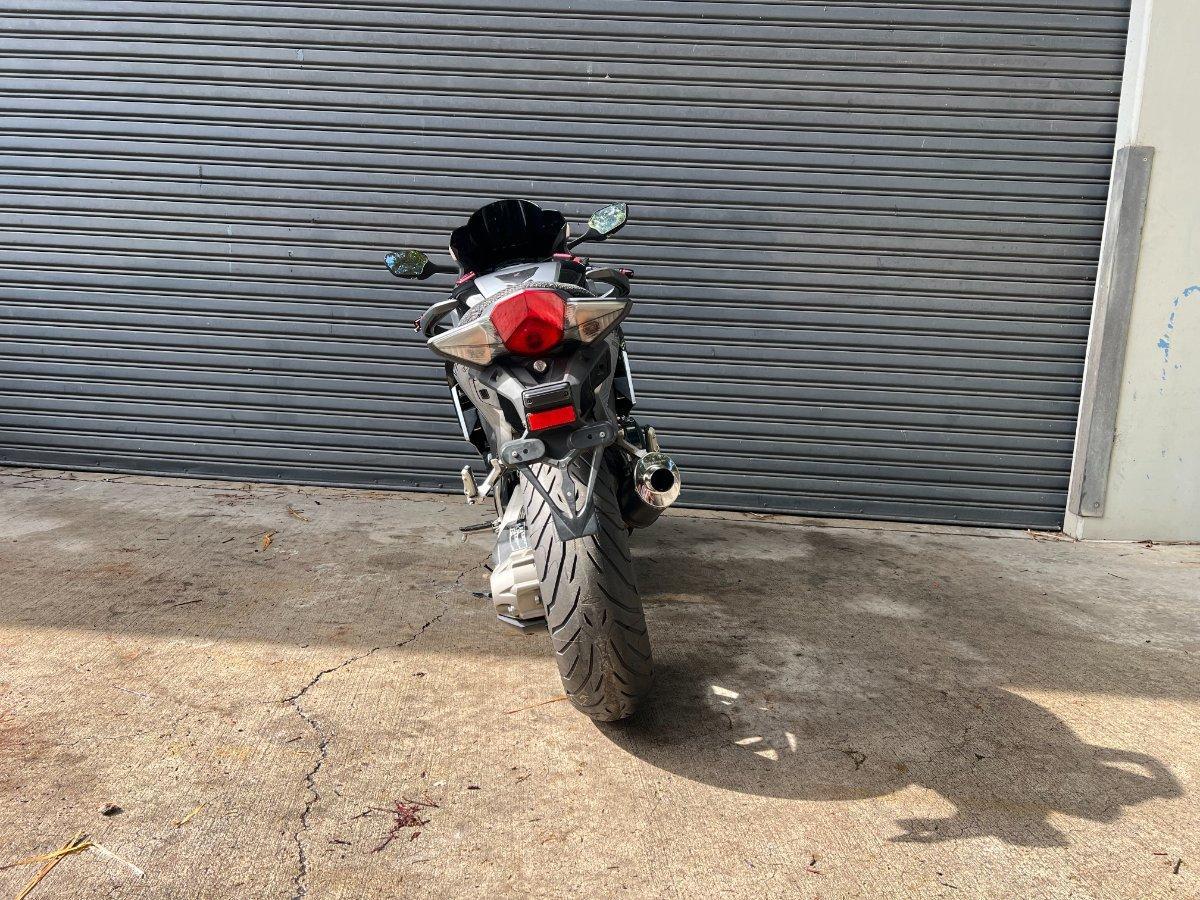 2011 HONDA VFR1200F ROAD