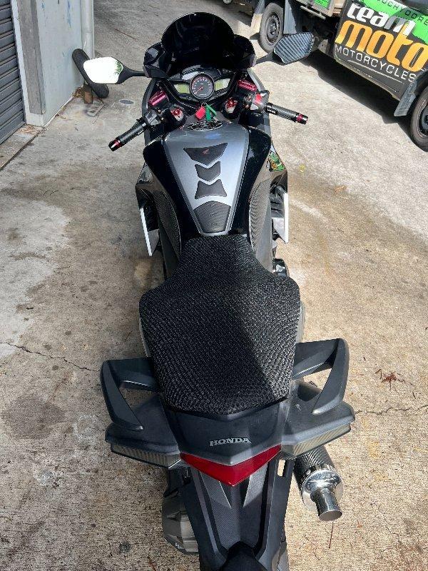 2011 HONDA VFR1200F ROAD