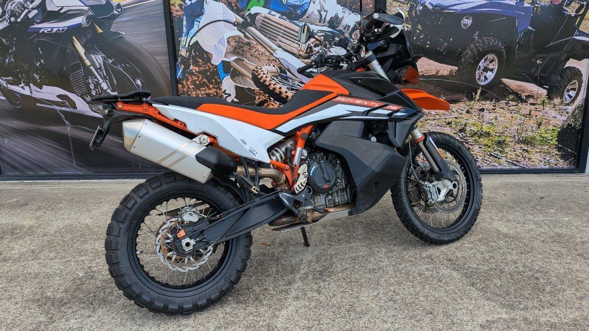 2021 KTM 890 ADVENTURE R DUAL SPORTS