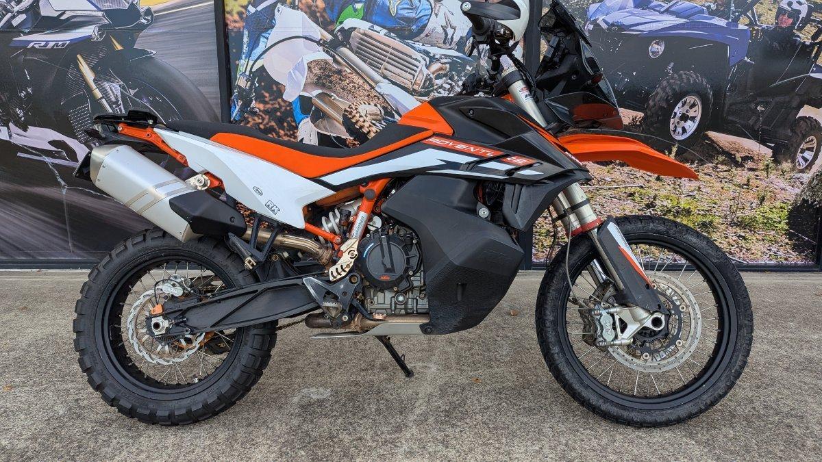 2021 KTM 890 ADVENTURE R DUAL SPORTS