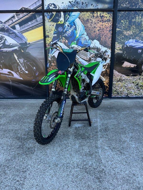 2010 KAWASAKI KX450F MOTOCROSS