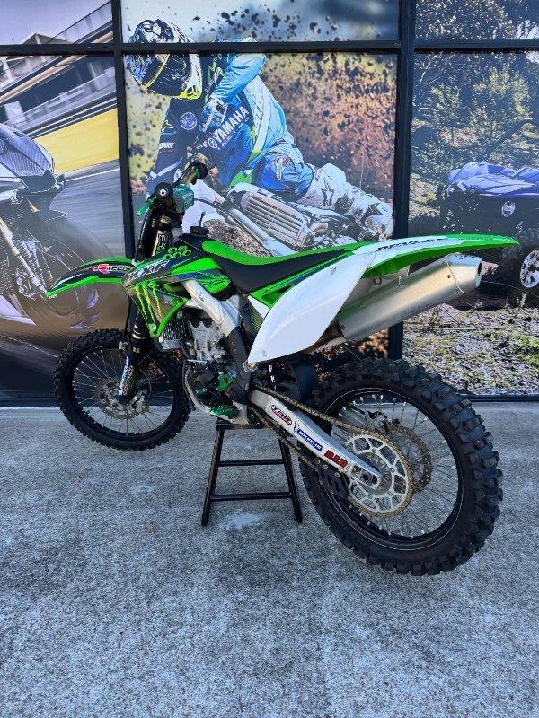 2010 KAWASAKI KX450F MOTOCROSS
