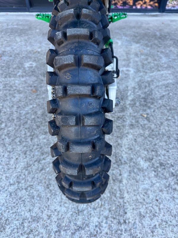 2010 KAWASAKI KX450F MOTOCROSS