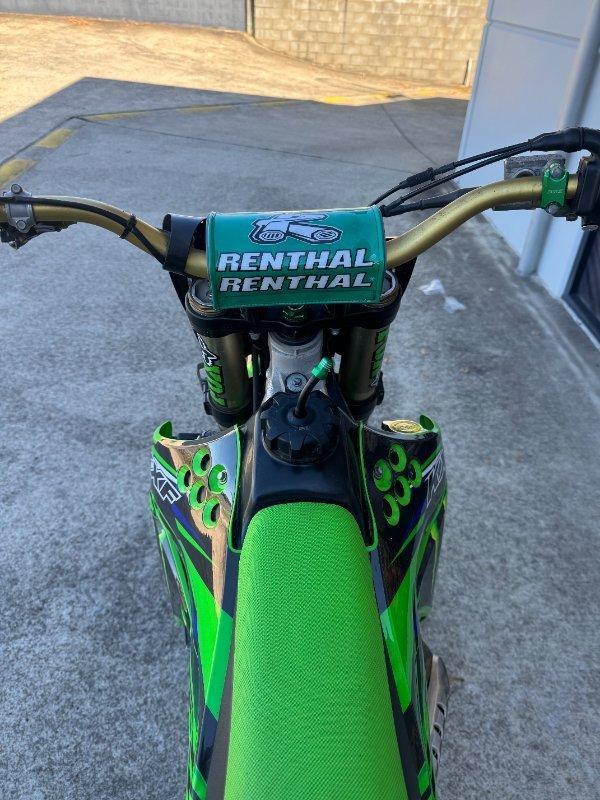 2010 KAWASAKI KX450F MOTOCROSS