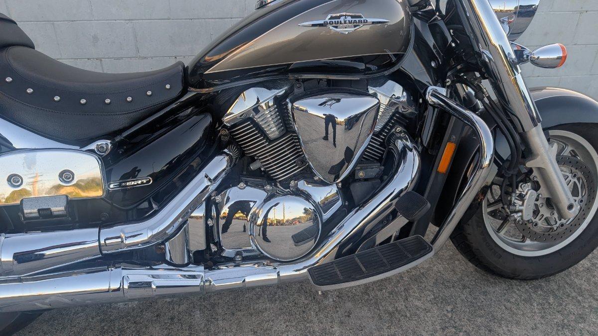 2009 SUZUKI VLR 1800 BOULEVARD (C109R) CRUISER