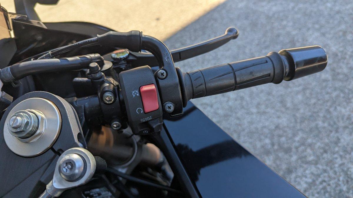 2008 KAWASAKI ZX-10R (ZX1000 NINJA) SPORTS