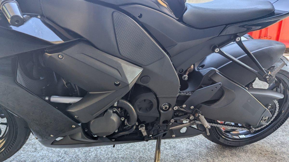 2008 KAWASAKI ZX-10R (ZX1000 NINJA) SPORTS
