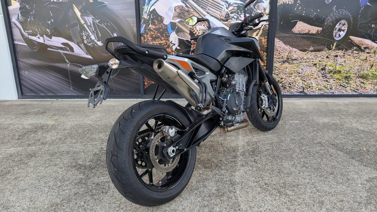 2019 KTM 790 DUKE ROAD