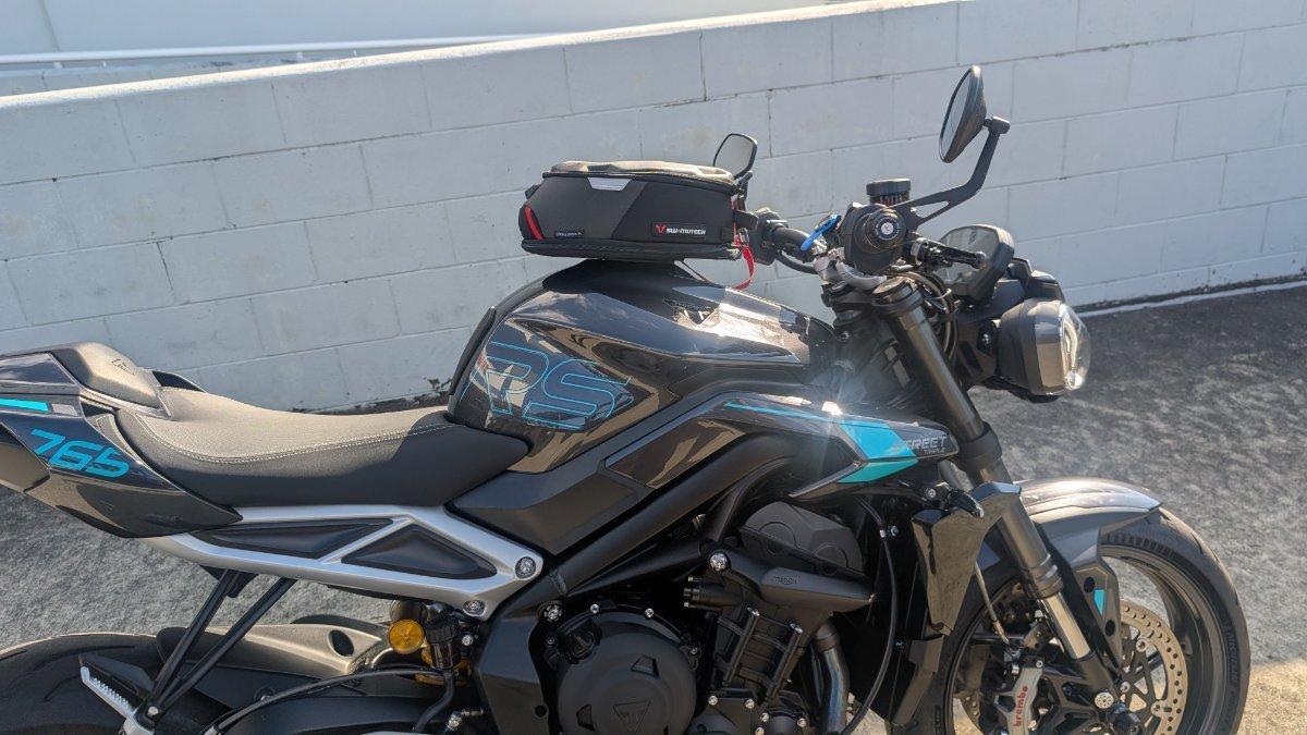 2025 TRIUMPH STREET TRIPLE RS ROAD
