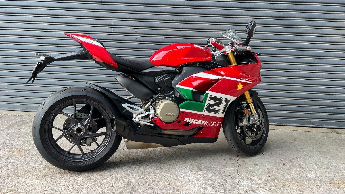 2024 DUCATI PANIGALE V2 BAYLISS 20TH ANNIV SPORTS