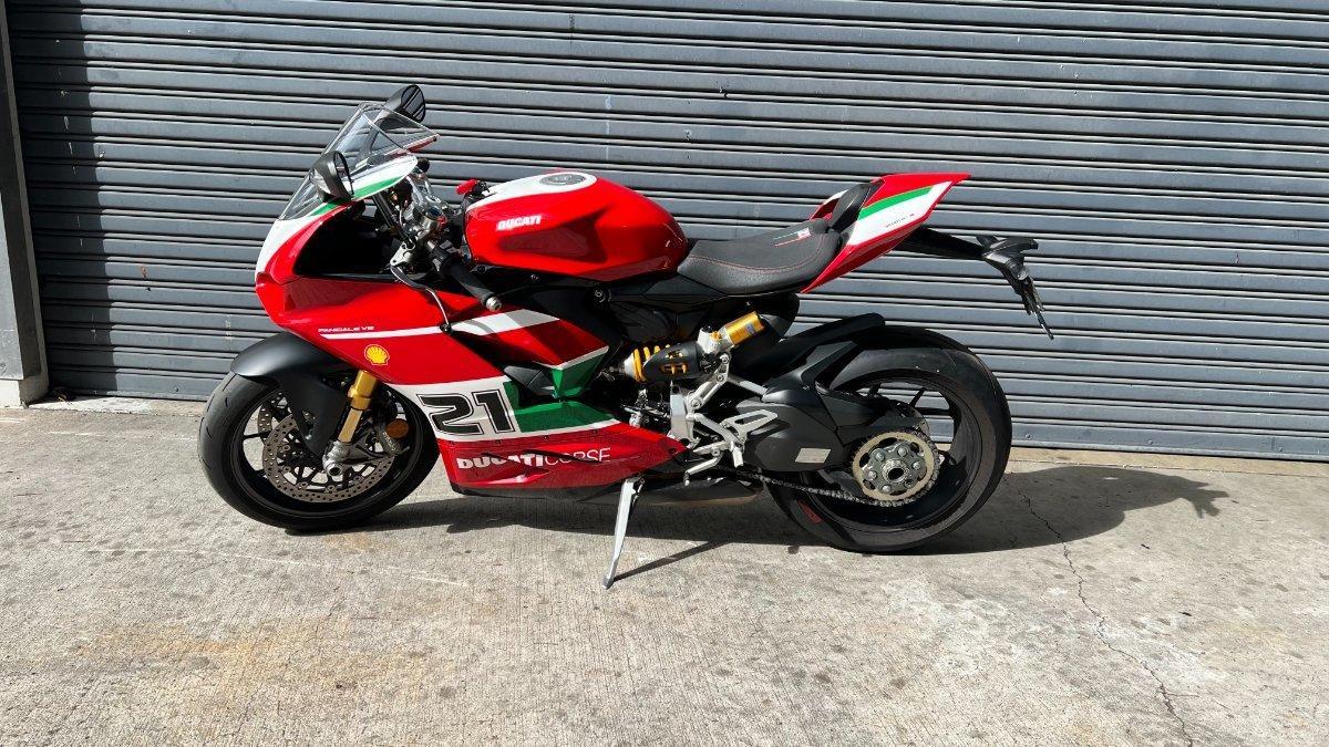 2024 DUCATI PANIGALE V2 BAYLISS 20TH ANNIV SPORTS