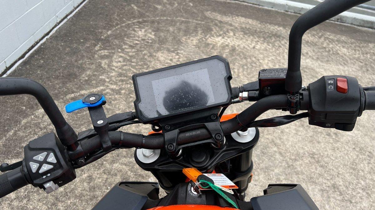 2023 KTM 390 DUKE ROAD