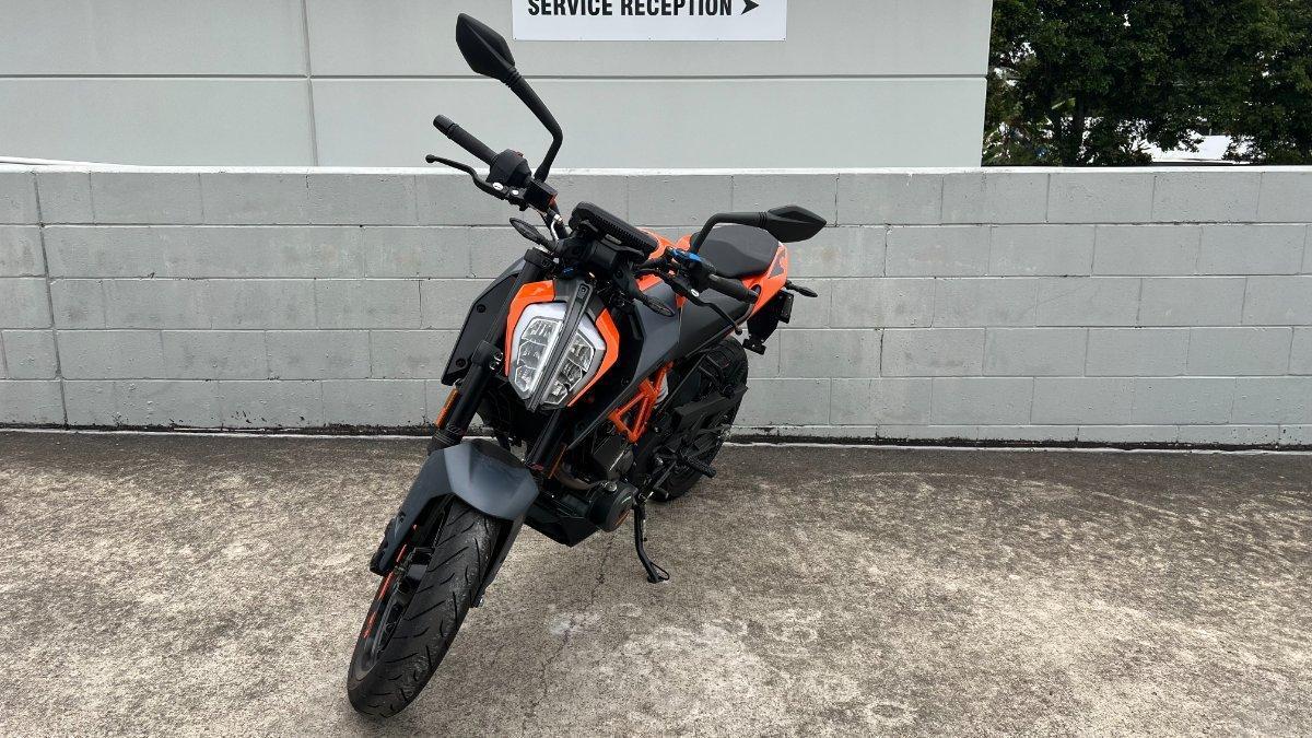 2023 KTM 390 DUKE ROAD