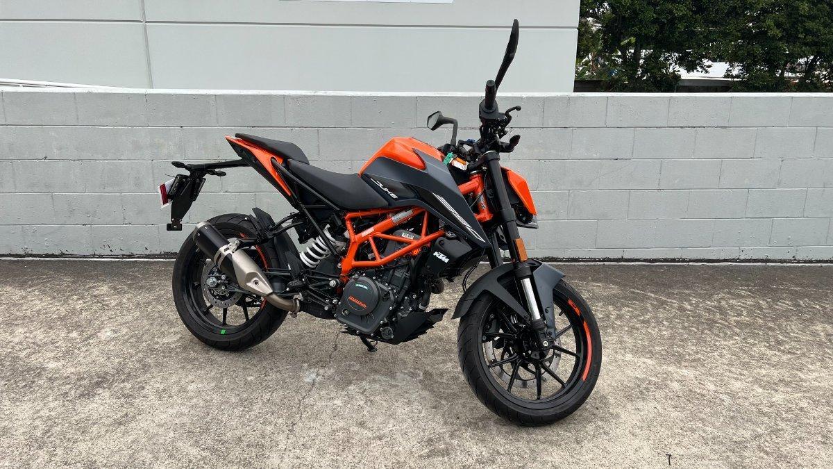 2023 KTM 390 DUKE ROAD